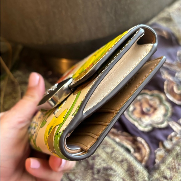 Authentic COACH floral leather snap flap card money compact wallet - Picture 13 of 13